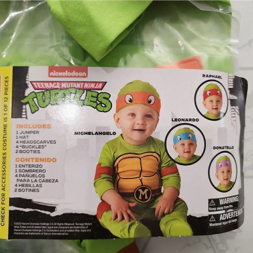 Nwt Teenage Mutant Ninja Turtle 12 pieces Deluxe Halloween Costume